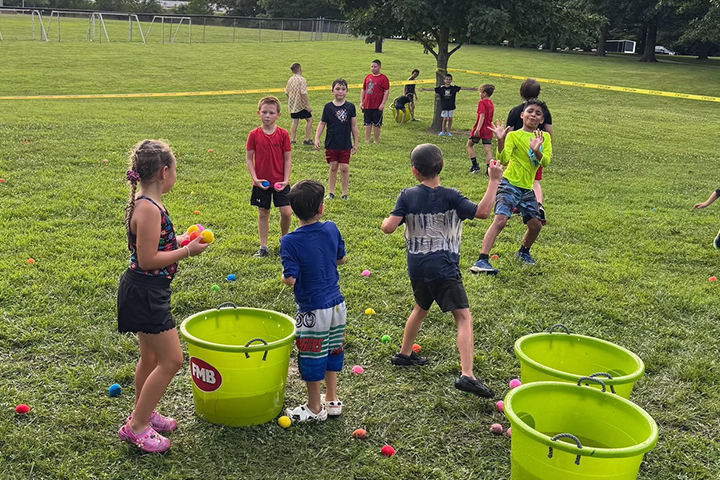 Water Balloon Fight